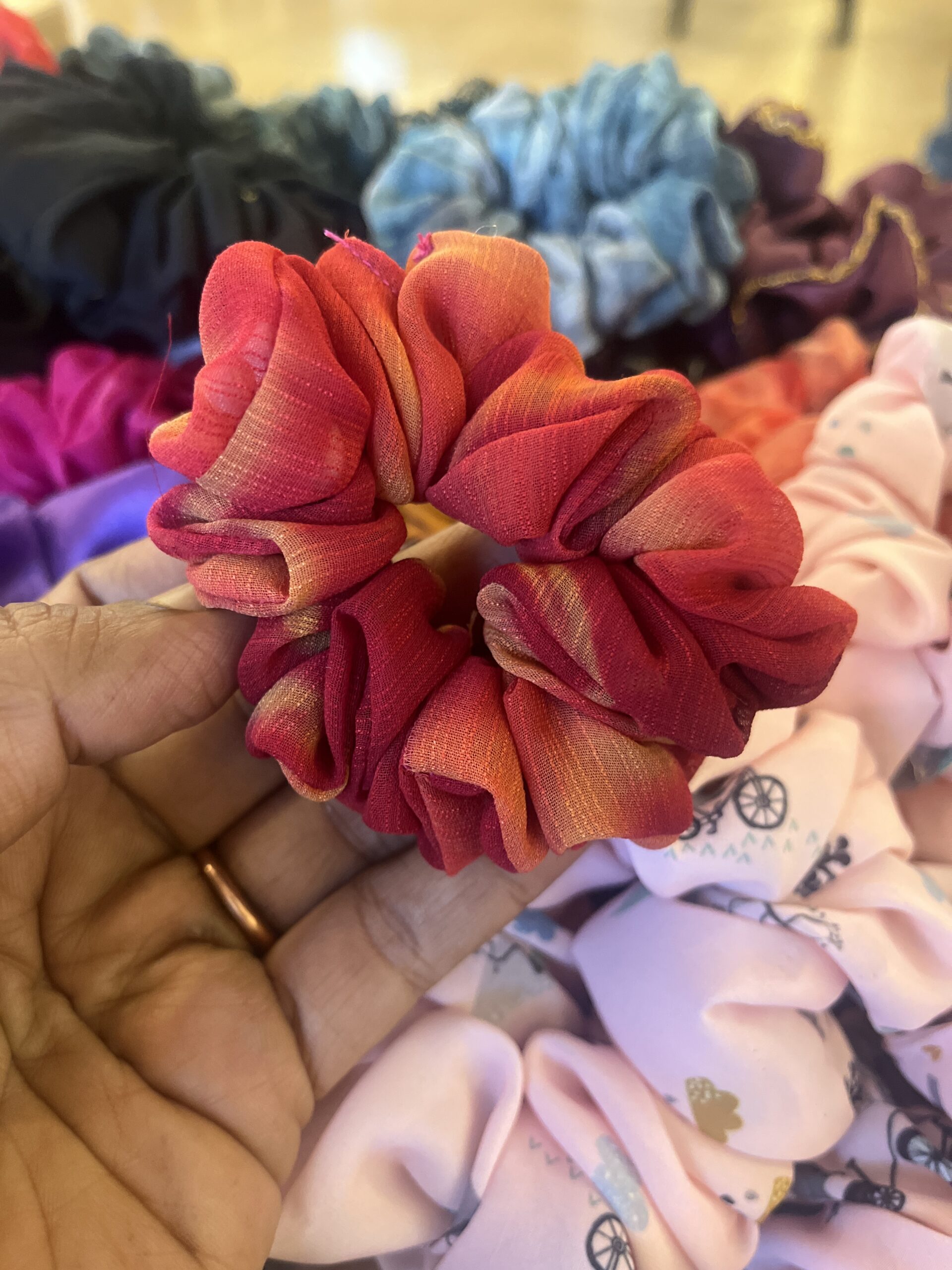 Sunshine scrunchie