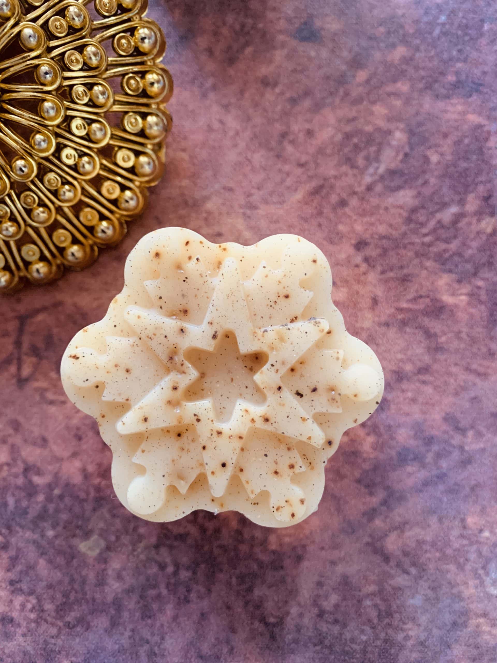 Detan soap