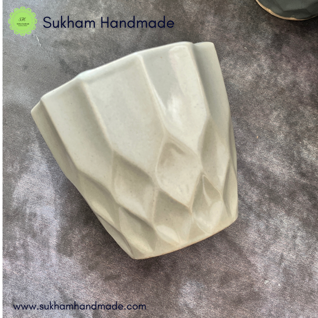 Planter Metalic white